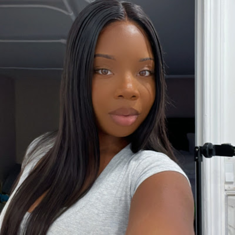 Meet your Posher, Naomi